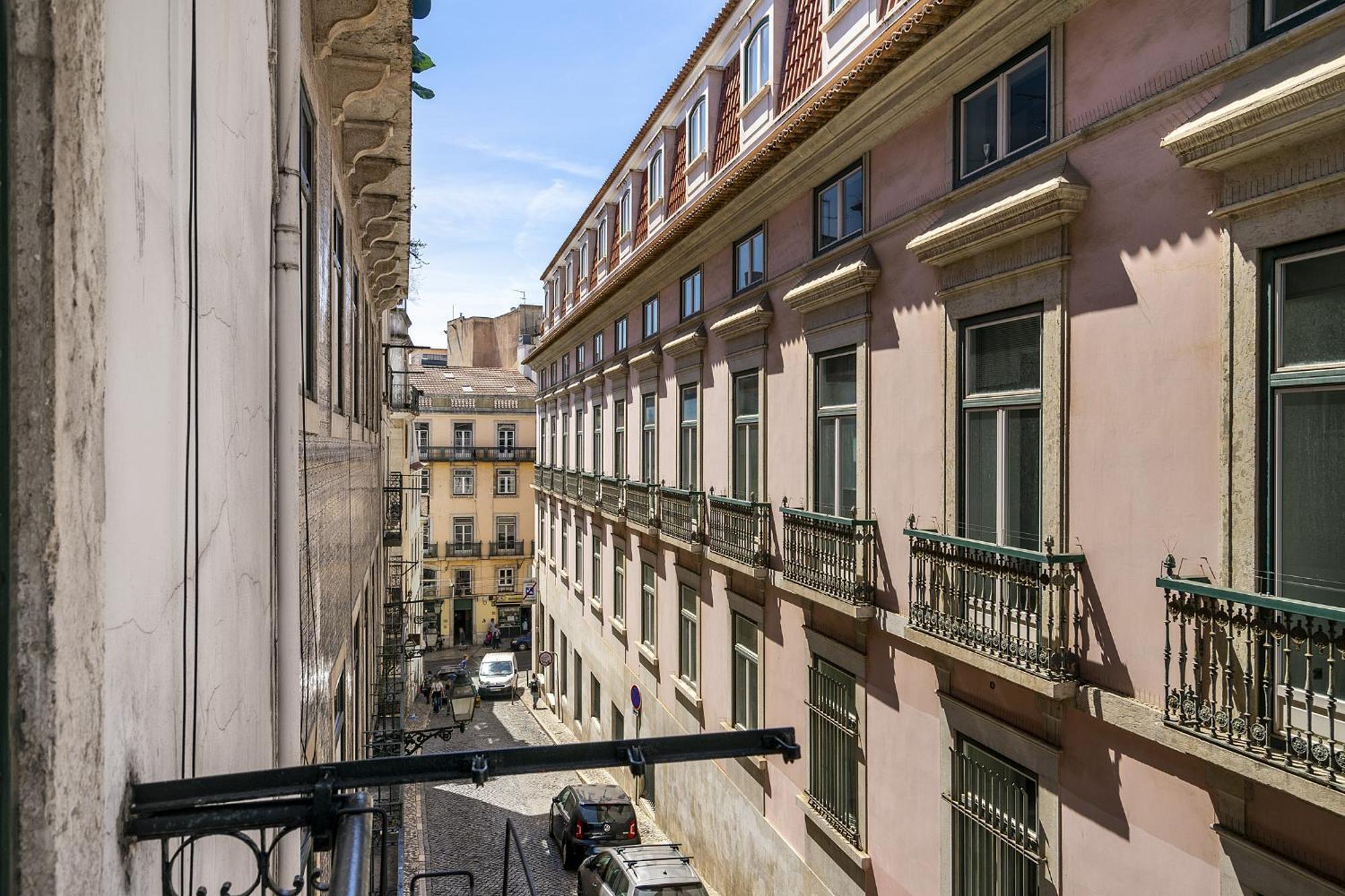 Whome Stylish Family Residence In The Heart Of Chiado Lisboa Εξωτερικό φωτογραφία