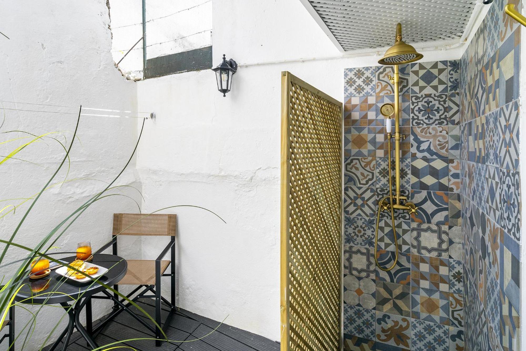 Whome Stylish Family Residence In The Heart Of Chiado Lisboa Εξωτερικό φωτογραφία